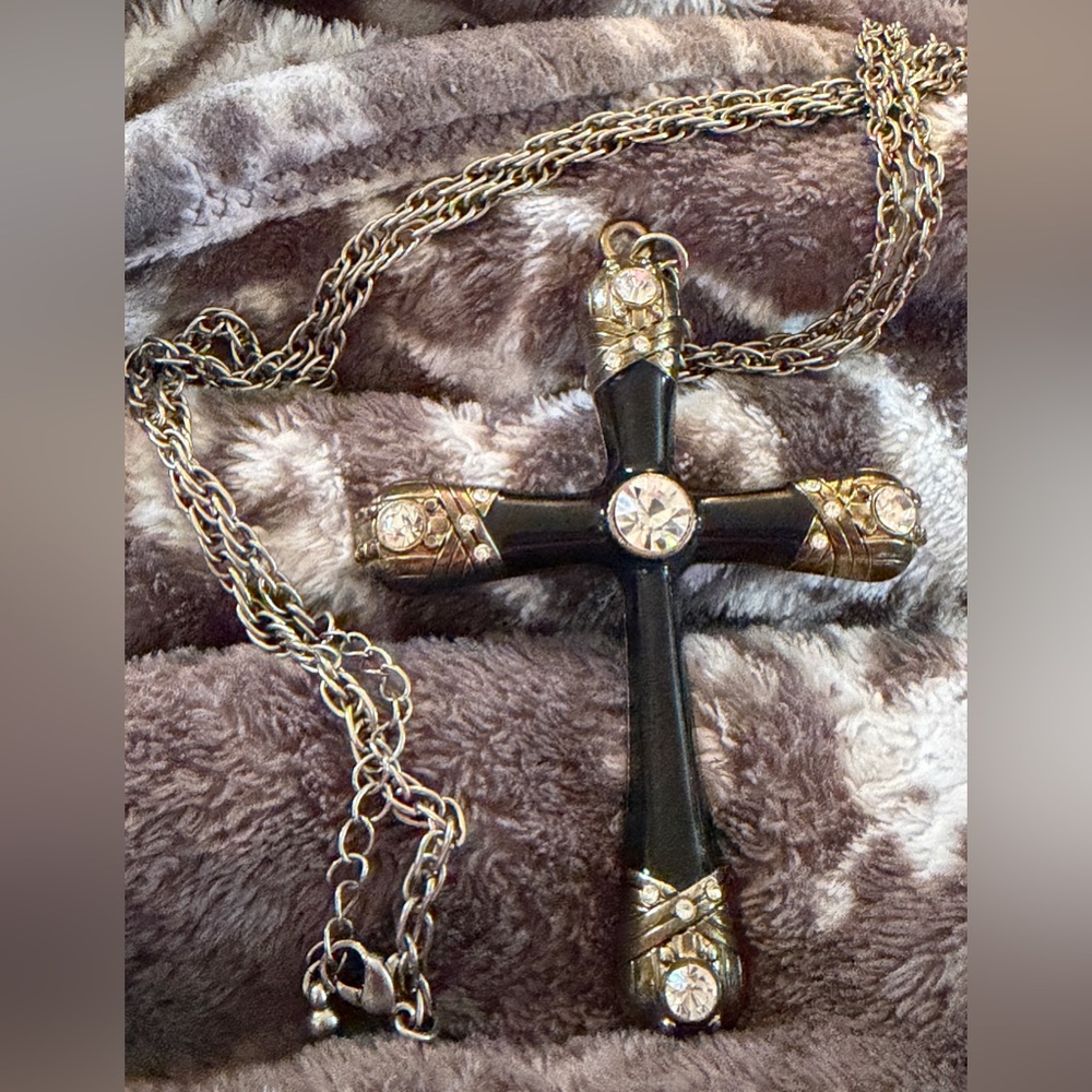 Elegant Black and Gold Cross Pendant Necklace